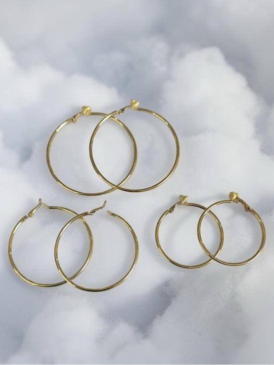 Jewelry - 🫶🏻 Classic Gold Hoop Earrings - Set of Three